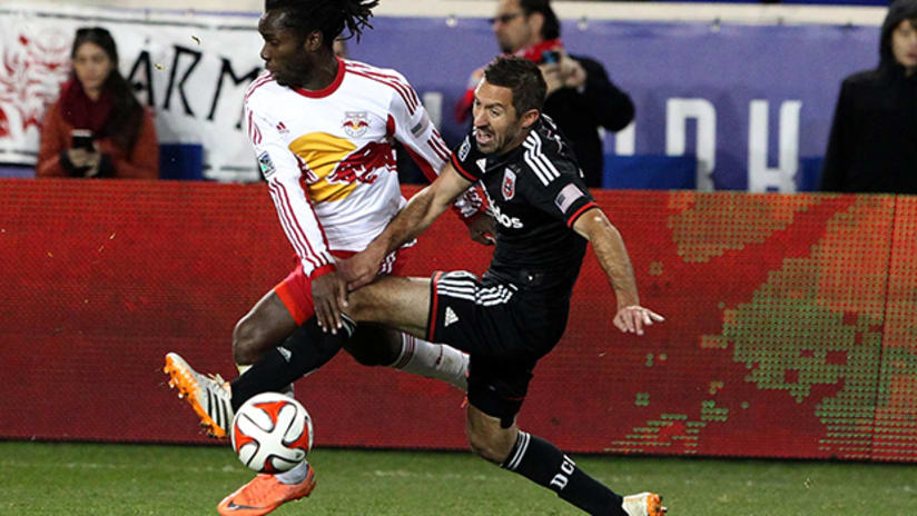 Davy Arnaud vs New York - 2014 away leg playoffs