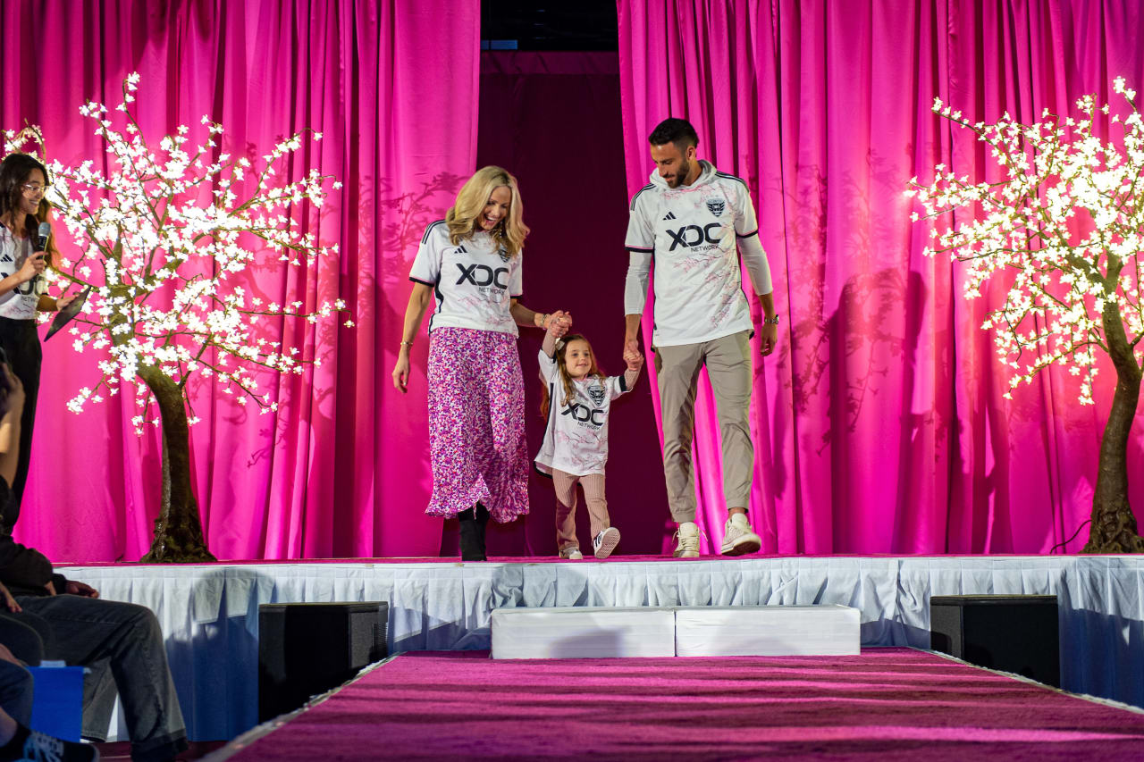 Birnbaum Steven_Kit Reveal_2.16.2023_HW-6192