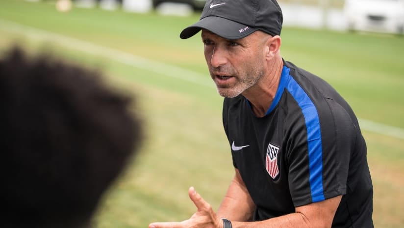 IMAGE: U16 BNT coach