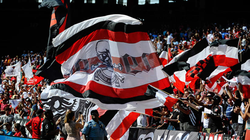 fan flags - rfk - supporters - 2014